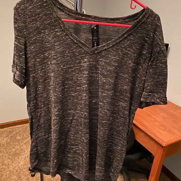 Charcoal Heather T-shirt - Picture 1 of 2